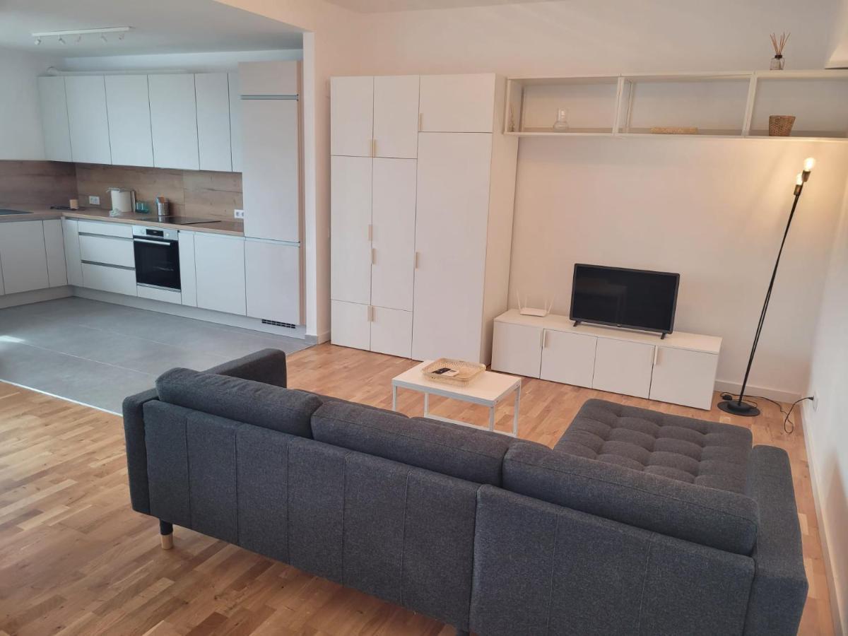 Apartment In Bucharest, Baneasa Green Area Buitenkant foto
