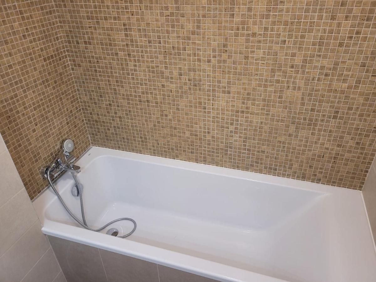 Apartment In Bucharest, Baneasa Green Area Buitenkant foto